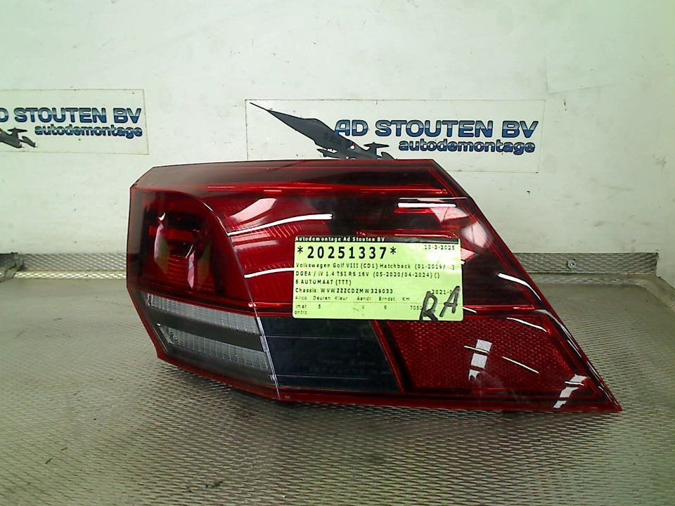 Achterlicht Rechts buiten Golf VIII (CD1) 2021, Gebruikt, Volkswagen, Volkswagen AG, Kundenbetreuung@volkswagen.de