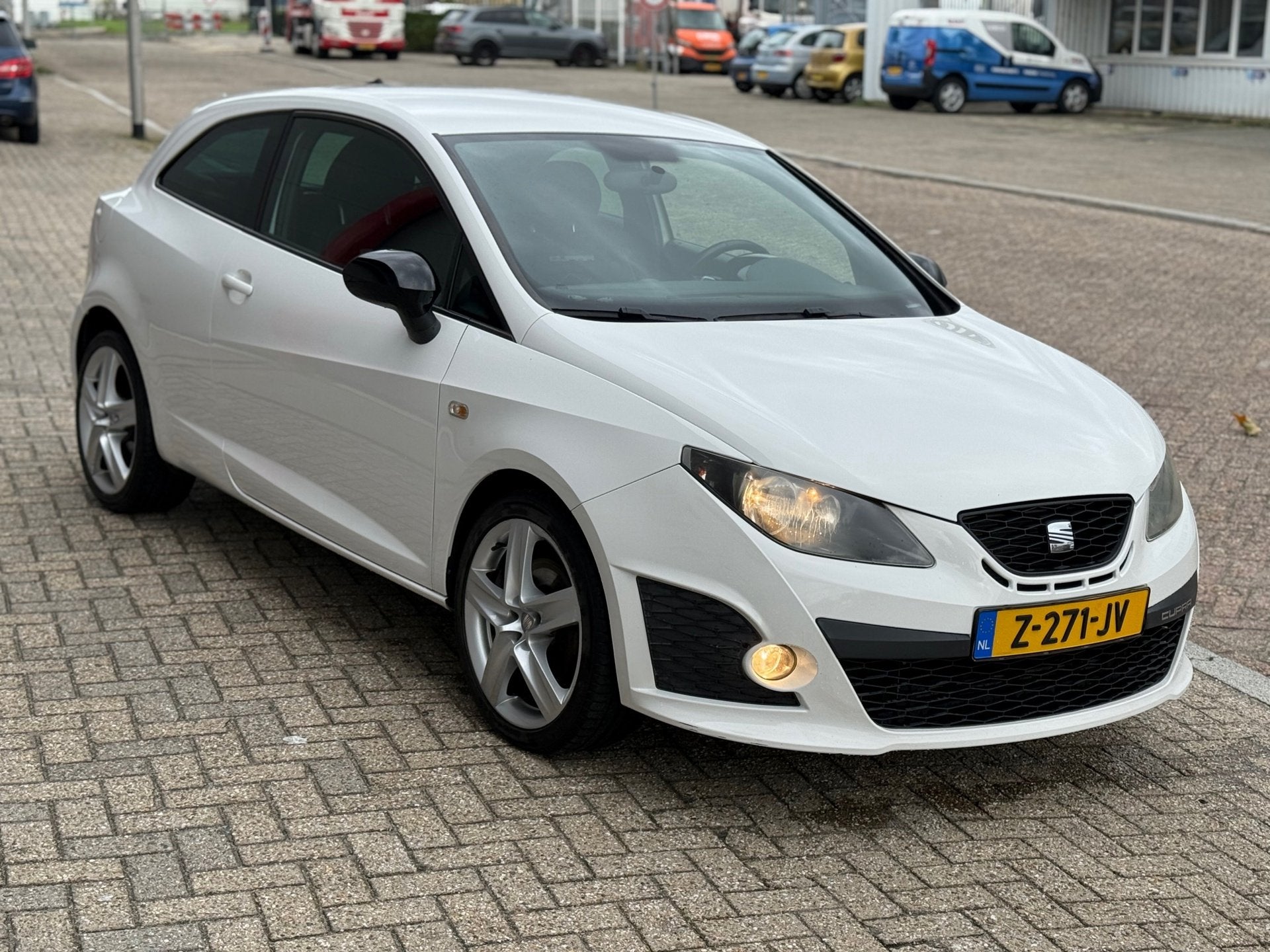 Seat Ibiza SC Cupra 1.4 TSI 180ch BVA - Suspension sport - Carnet entretien - Carplay - Jantes 17" - Non fumeur