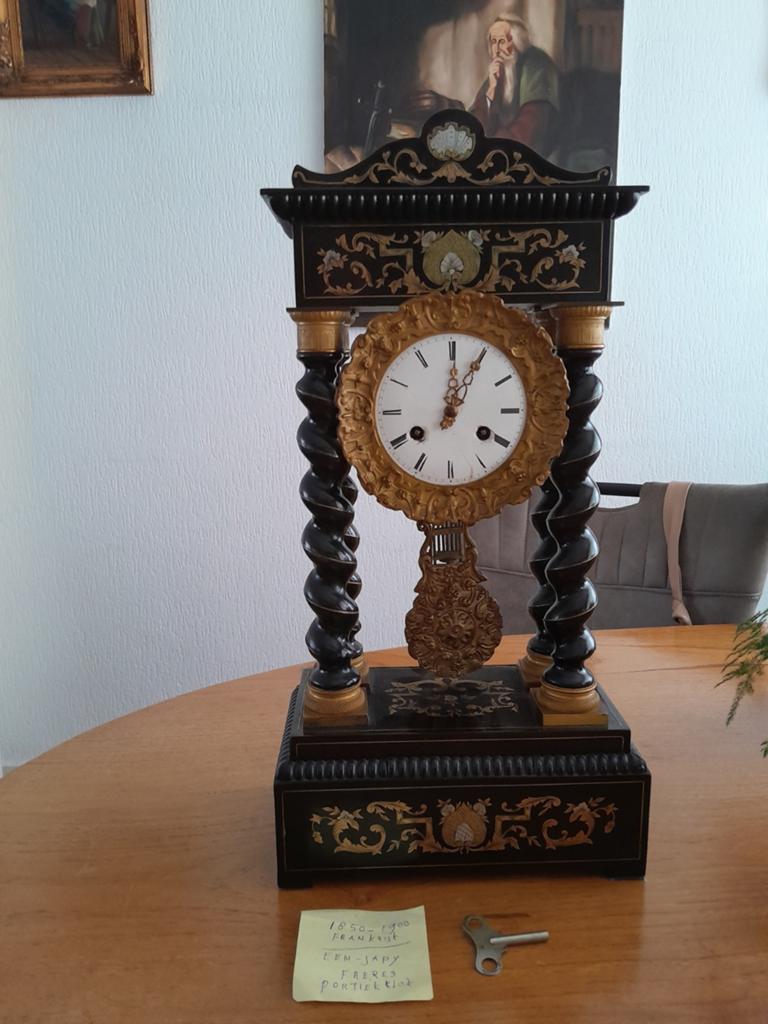 Kolommen klok, Antiek en Kunst, Ophalen of Verzenden