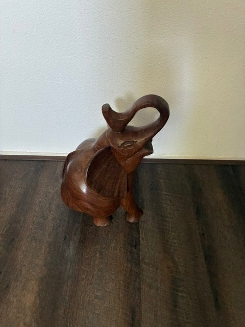 houten olifant, Ophalen, Overige onderwerpen, Houtsnijwerk, Handgemaakt