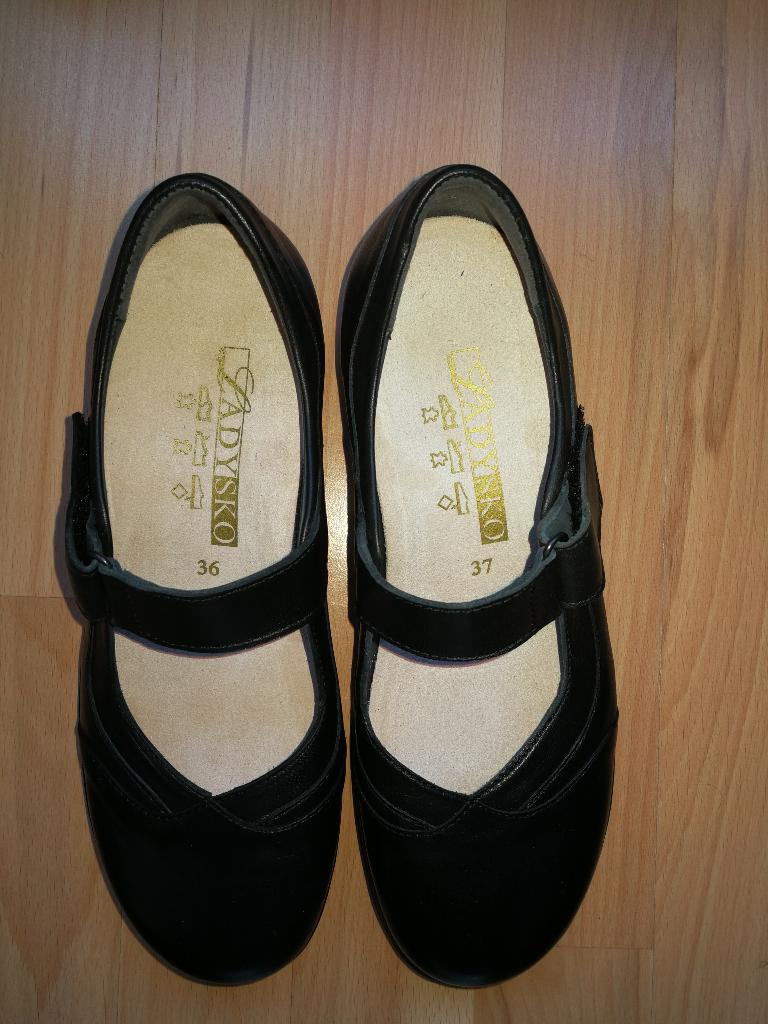 Nieuw damesschoenen Ladysko Model Nela Links 37 rechts 36, Schoenen met lage hakken, Verzenden, Zwart, Nieuw