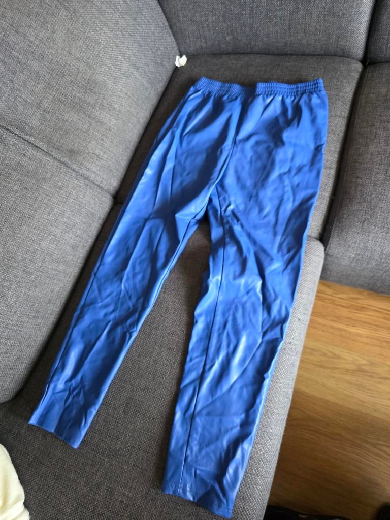 Blauwe leren broek, Kleding | Dames, Ophalen of Verzenden, Zo goed als nieuw, Maat 38/40 (M), Blauw