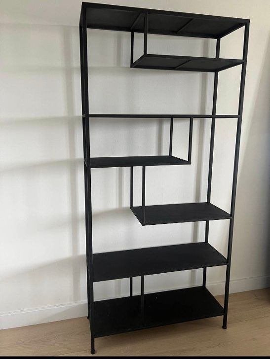 Light & Living Zwart Metalen Rek - Modern Design, Huis en Inrichting, Ophalen, Zo goed als nieuw, Metaal, Cd's