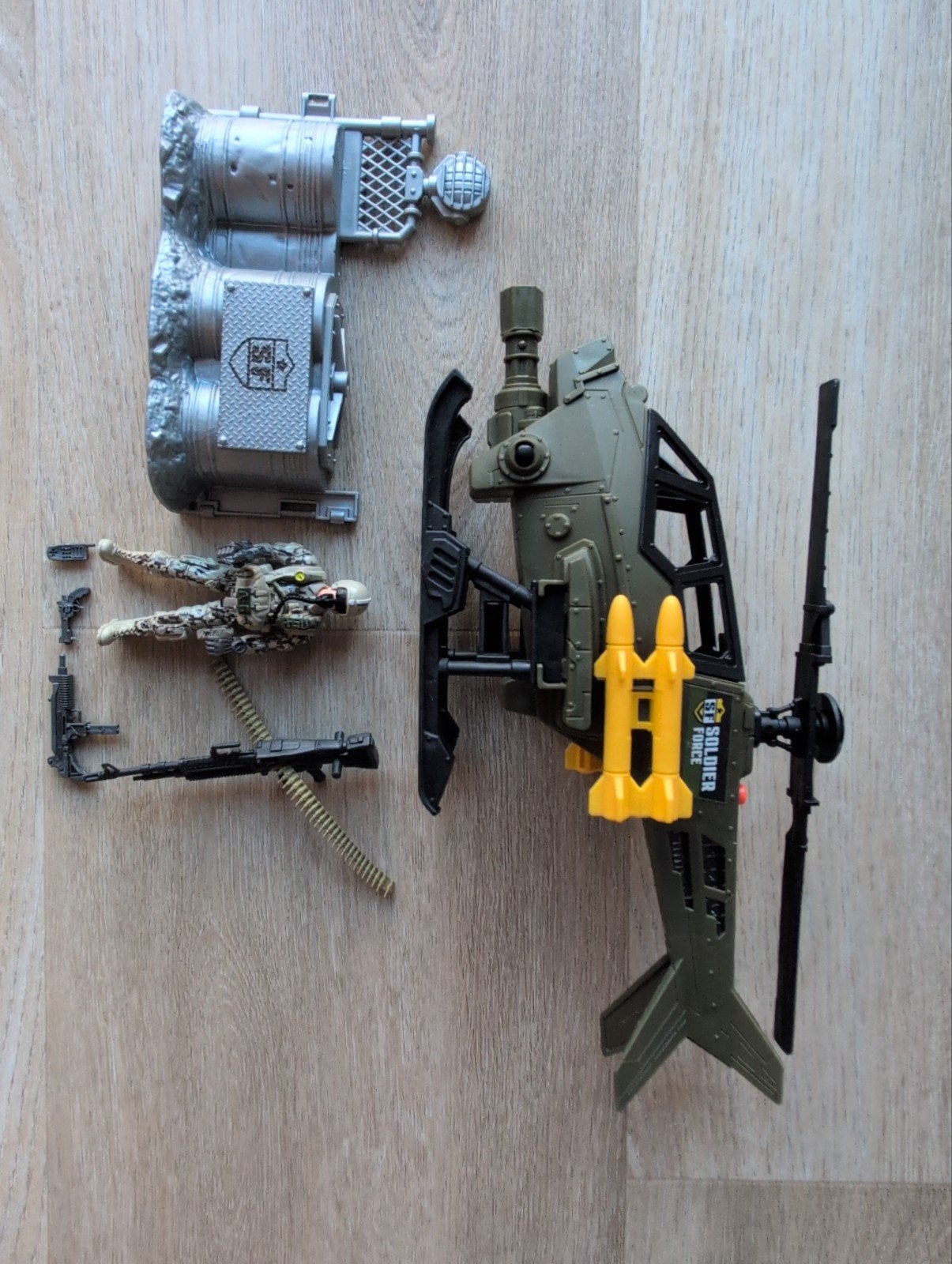 Soldier Force speelset: helikopter, figuur en accessoires, Ophalen of Verzenden, Zo goed als nieuw