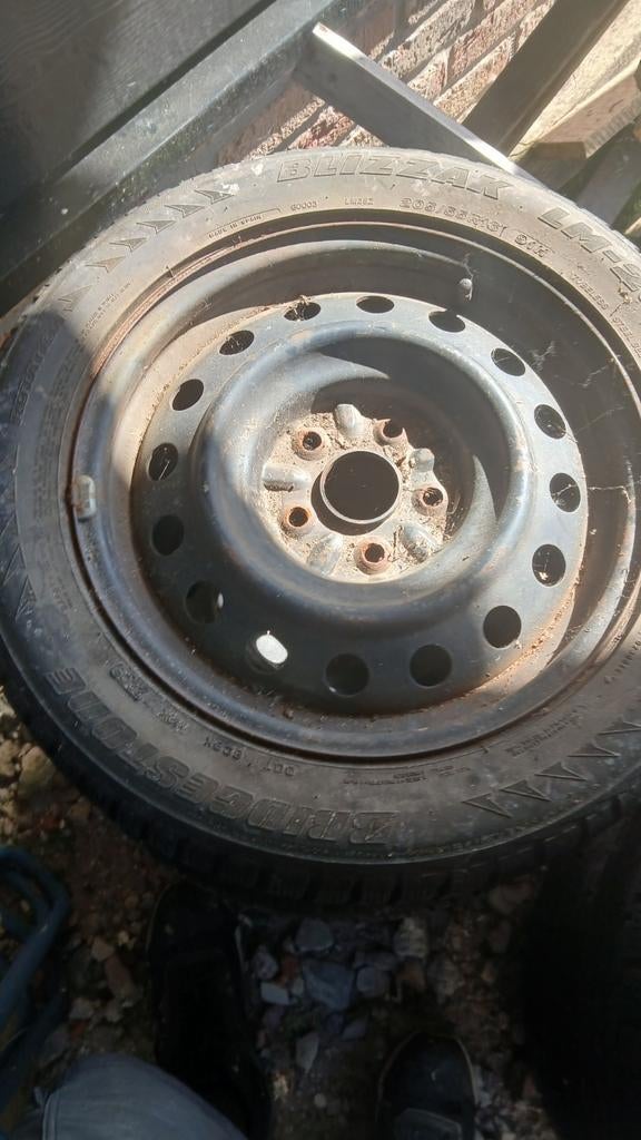 Winterbanden op stalen velg 205/55R16 5x112 Bridgestone, Auto-onderdelen, Ophalen of Verzenden