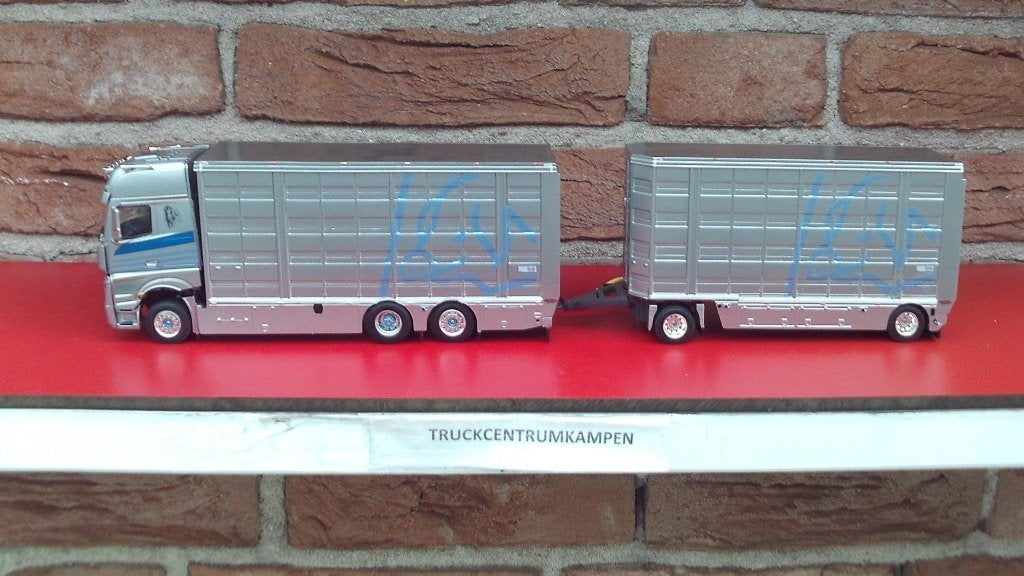 WSI  Mercedes  Benz  Actros  MP4  van  De  Pablo.