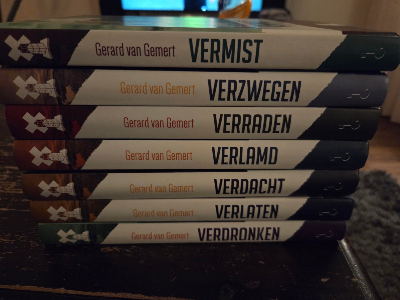 7 Spannende boeken van Gerard van Gemert - Eilandgeheimen, Ophalen of Verzenden, Gelezen, Gerard van Gemert, Fictie