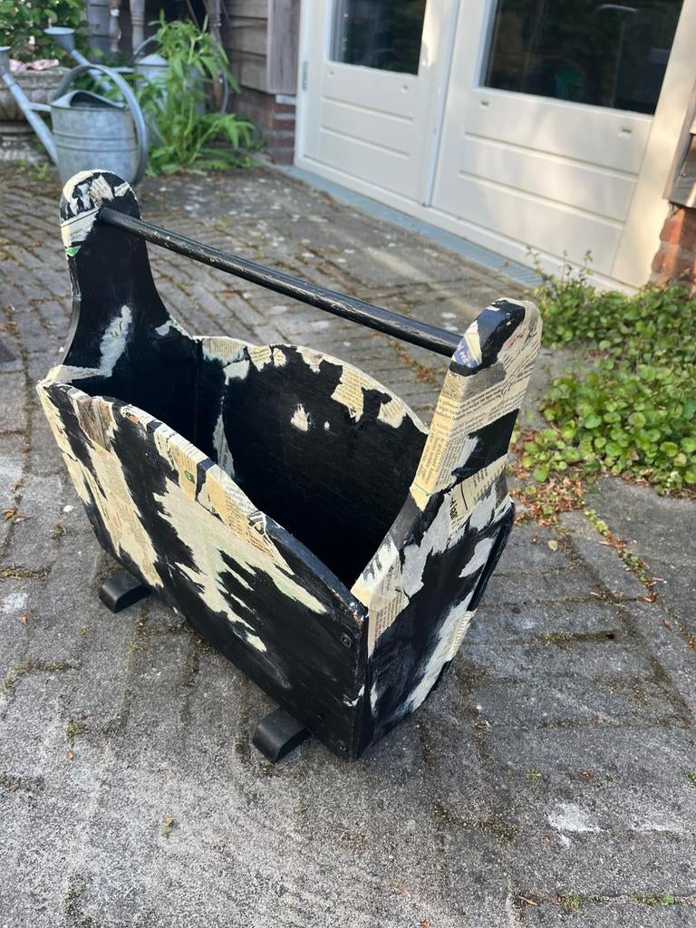Krantenbak nostalgie, Huis en Inrichting, Woonaccessoires | Krantenbakken en Lectuurbakken, Ophalen of Verzenden, Gebruikt