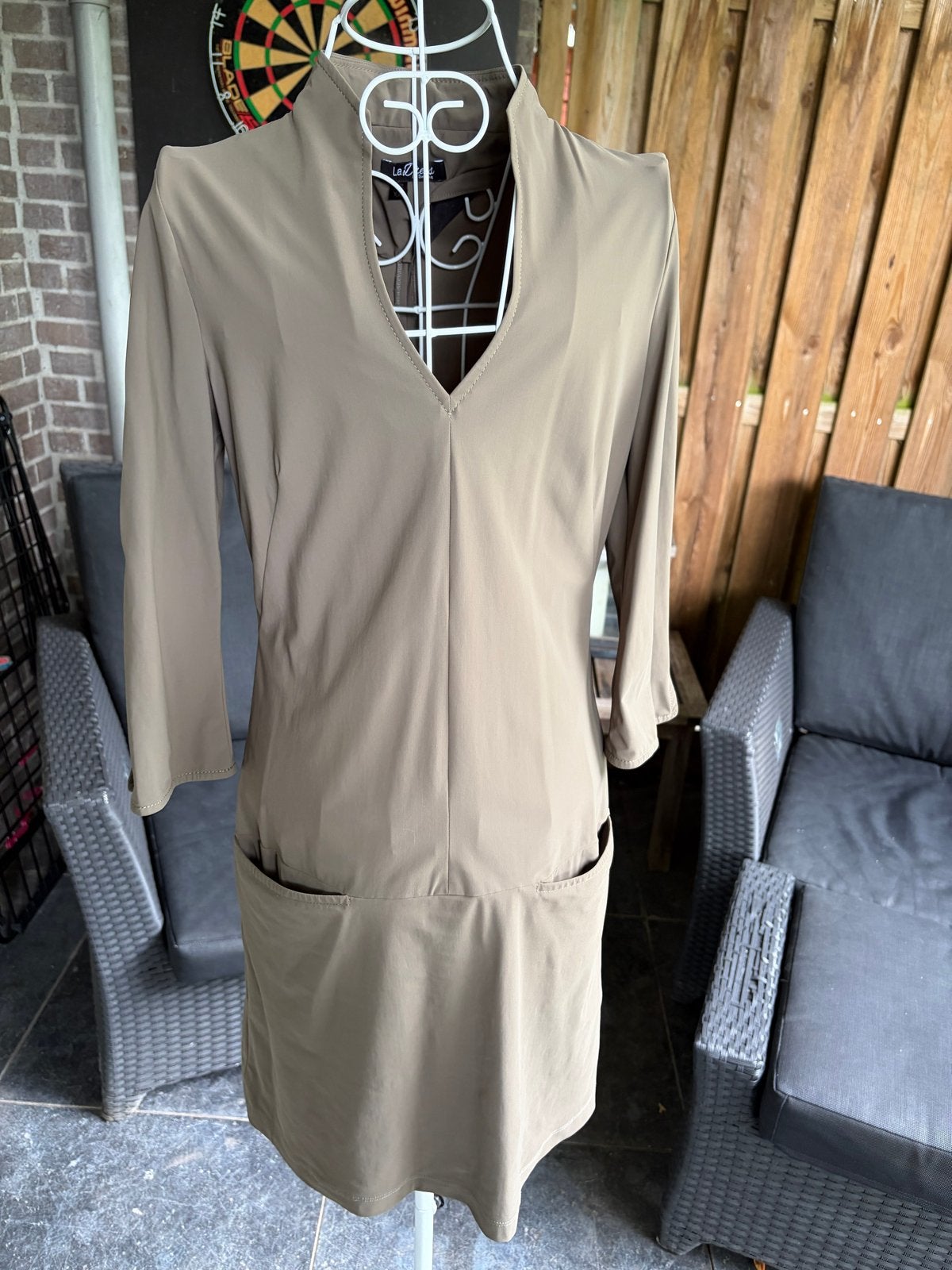La Dress by Simone Sade Khaki Jurk XXS, Overige kleuren, Nieuw, Ophalen of Verzenden, Knielengte