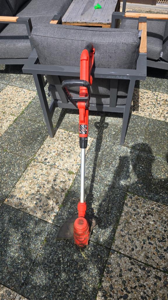 Elektrische grastrimmer - Black & Decker, Ophalen, Gebruikt, Onbekend, 30 tot 50 cm