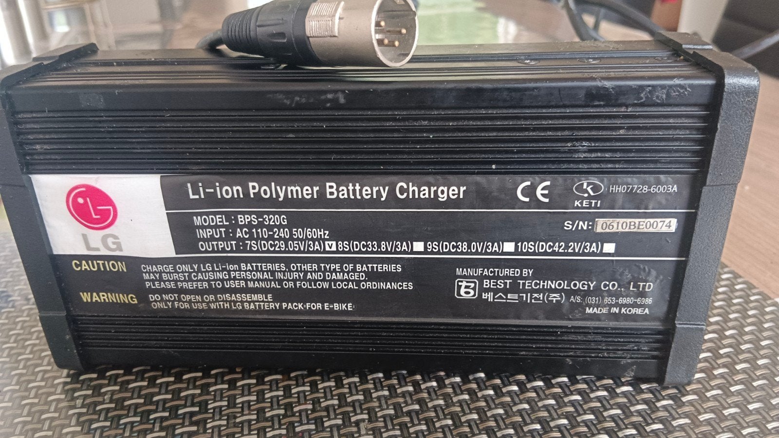 LG Polymeer acculader, Gebruikt