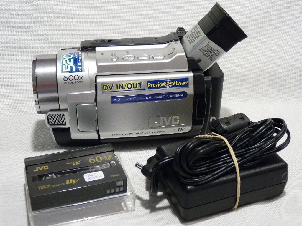 JVC GR-DVL167EG MiniDV, accu+oplader, JVC, 20x of meer, Ophalen of Verzenden, Zo goed als nieuw