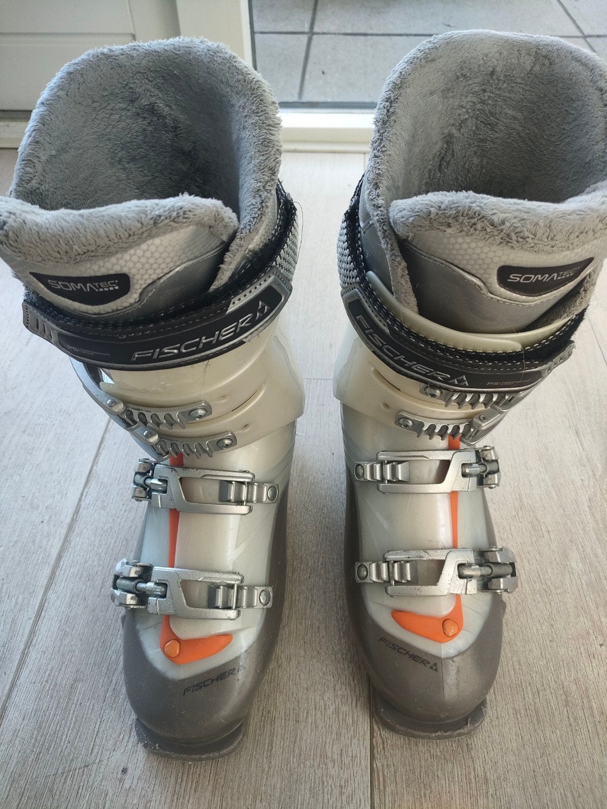 Skischoenen Fischer Vision, maat 25.5, Sport en Fitness, 100 tot 140 cm, Schoenen, Ophalen of Verzenden, Skiën