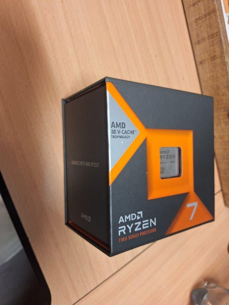 Ryzen 7 78003xd boxed, Computers en Software, Processors, 8-core, Ophalen of Verzenden, Zo goed als nieuw, AMD Ryzen 7