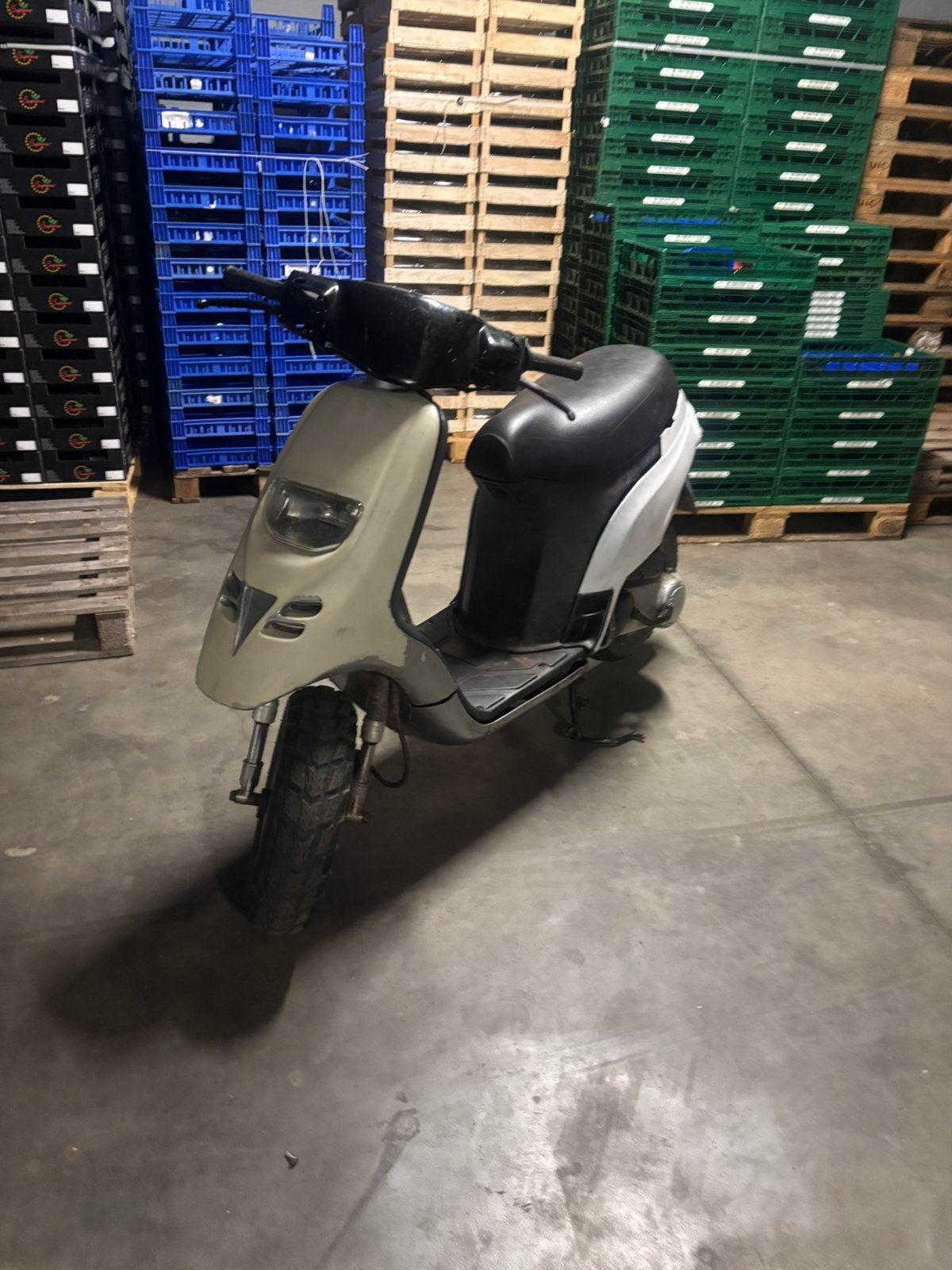 Piaggio typhoon [70cc] [brom] [2005], Ophalen, Tweetakt, Overige modellen, Maximaal 45 km/u