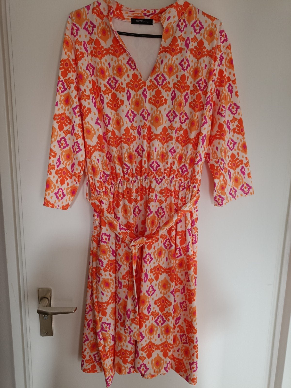 nieuwe jurk, Kleding | Dames, Ophalen of Verzenden, Nieuw, Maat 46/48 (XL) of groter, Knielengte