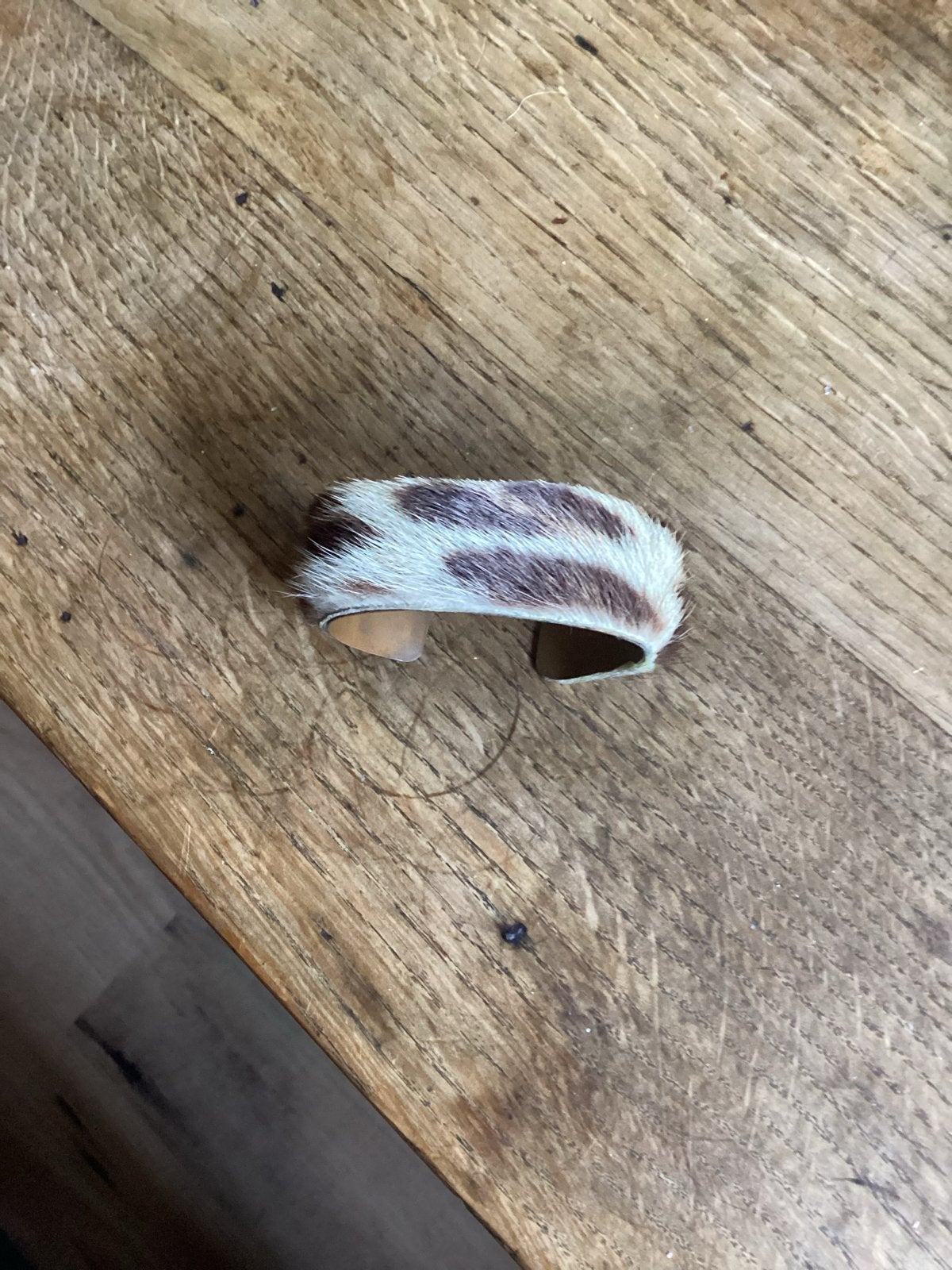 Unieke Koperen Armband met Bont - Afrikaans Design, Ophalen of Verzenden, Zo goed als nieuw, Bruin, Overige materialen
