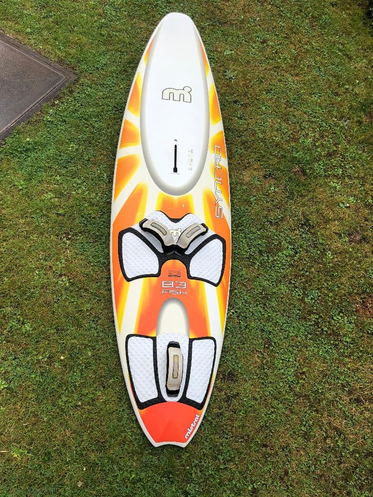 Mistral Syncro Fish 83 L, Watersport en Boten, Windsurfen, Ophalen, 250 tot 300 cm, Gebruikt, Met draagtas