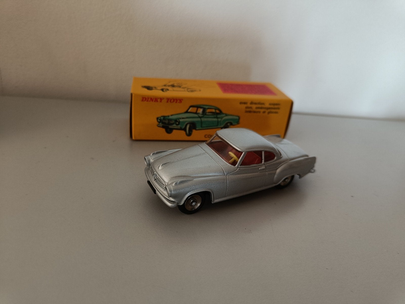 Borgward Isabella Coupé nr: 549 Atlas Dinky Toys schaal 1:43, Hobby en Vrije tijd, Ophalen of Verzenden, Zo goed als nieuw, Auto