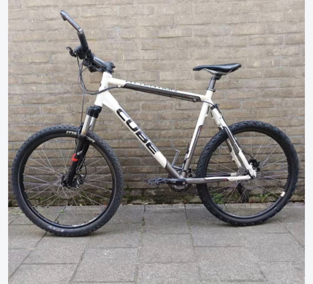 cube attention 26 inch, Fietsen en Brommers, Ophalen, Zo goed als nieuw, Overige merken