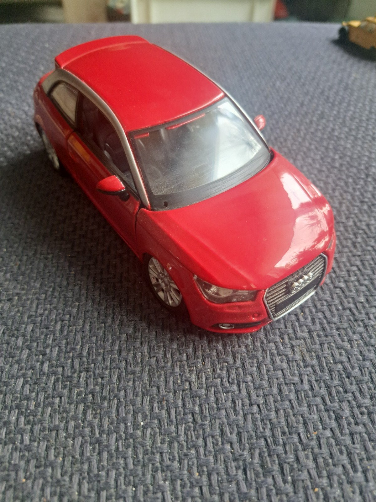 Burago model audi a1, Gebruikt, N.n, Auto, Ophalen of Verzenden