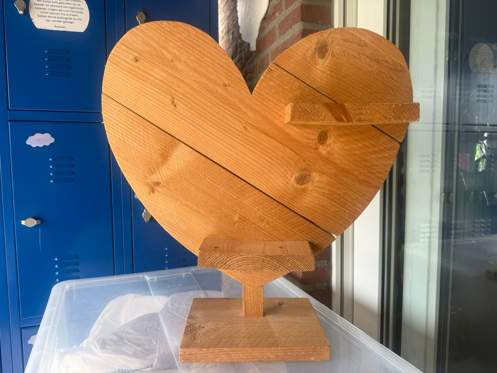 Houten decoratie hart, Ophalen, Zo goed als nieuw