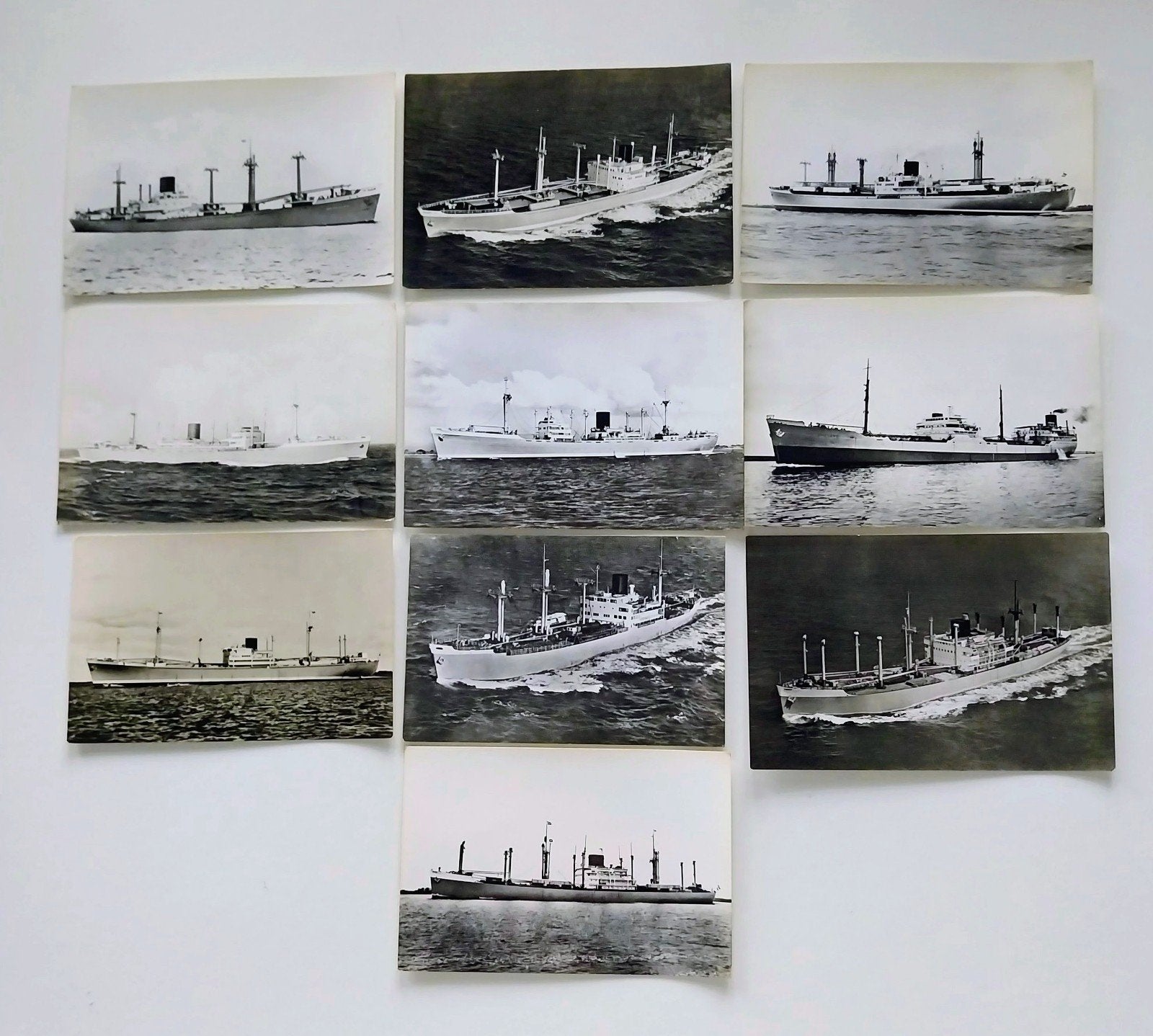 20 Ansichtkaarten van de Koninklijke Rotterdamsche Lloyd., Verzamelen, Scheepvaart, Ophalen of Verzenden, Zo goed als nieuw, Kaart, Foto of Prent