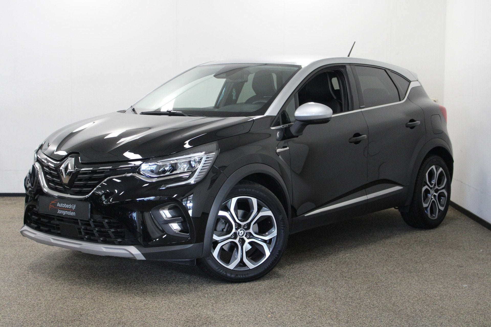 Renault Captur 1.6 E-Tech Plug-in Hybrid 160 Intens, 77 km/l, Gebruikt, 4 cilinders, Leder en Stof