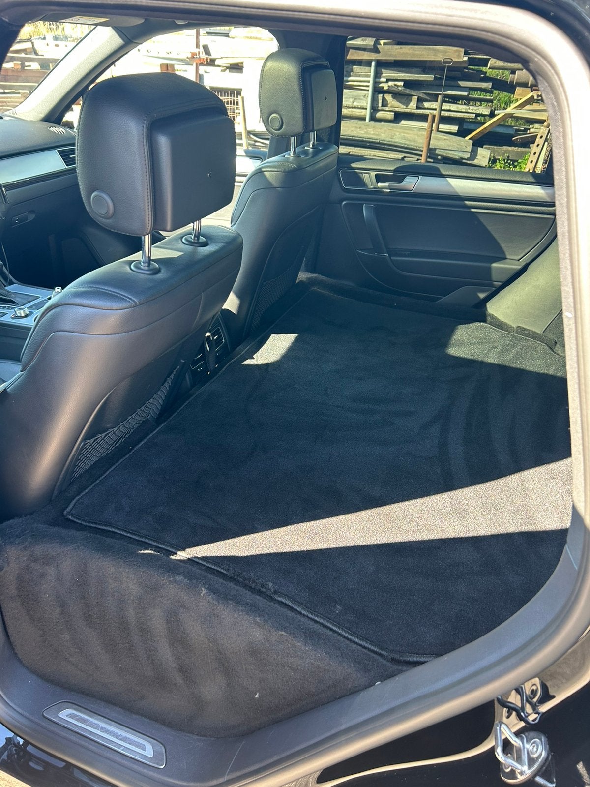 Foto 4 van Volkswagen Touareg Grijs Kenteken VAN