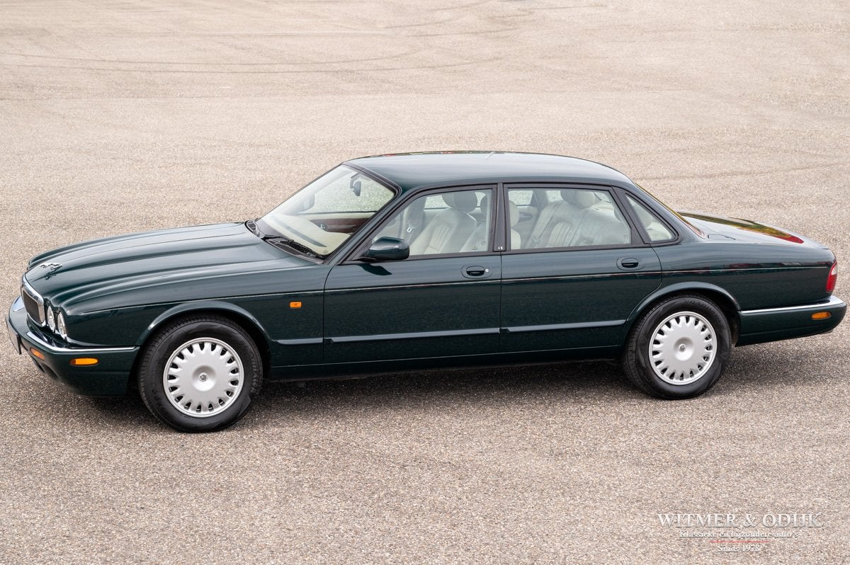 Jaguar XJ 3.2 V8 Executive Blijvend bijtellingsvriendelijk, Auto's, Jaguar, Automaat, Lederen bekleding, Achterwielaandrijving