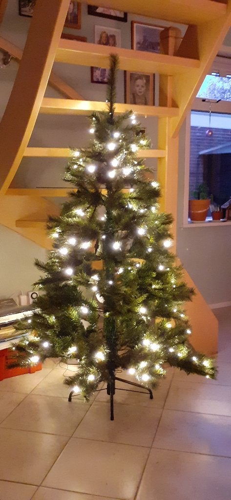 kunst kerstboom Black Box, Ophalen, Zo goed als nieuw