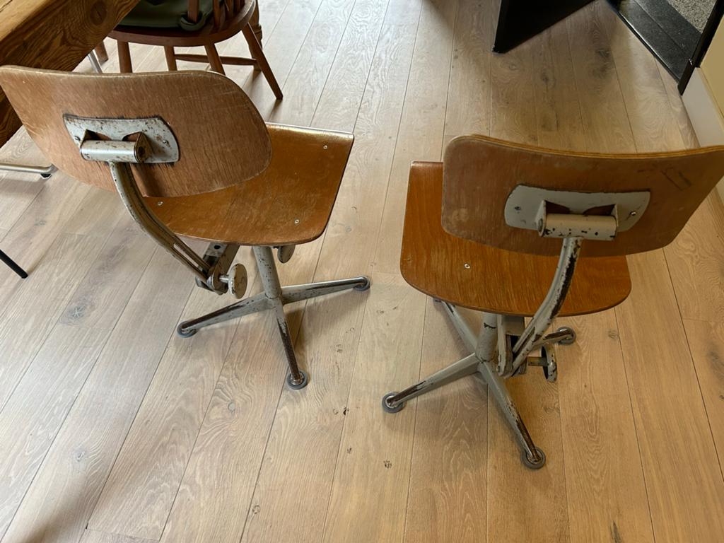 Vintage industriële bureaustoelen van Friso Kramer (2 stuks), Ophalen