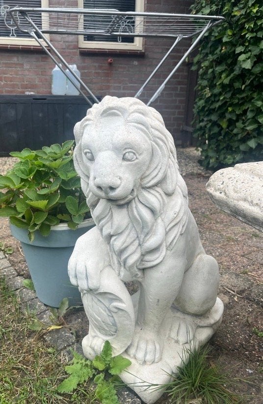 Groot en imposant leeuw tuinbeeld tuin beeld geen breuken, Ophalen, Gebruikt, Beton, Dierenbeeld
