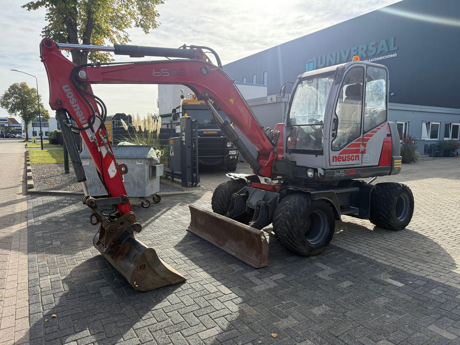 Neuson 6502 wheel excavator, Zakelijke goederen, Graafmachine