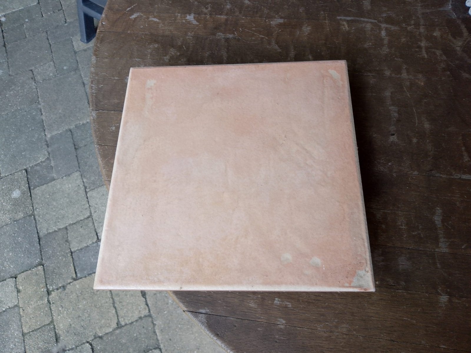44 Plavuizen 32x32 cm, 8mm dik - ca. 4,5 m², Doe-het-zelf en Verbouw, Ophalen, Hardsteen, Zo goed als nieuw, 20 tot 40 cm