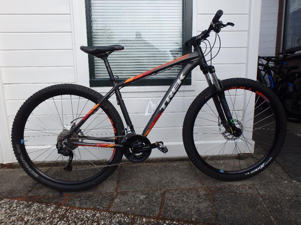 Trek Marlin 5 (29er) - Frame-maat = 18.5 inch (47.5 cm), Ophalen, Gebruikt, Fully, 45 tot 49 cm