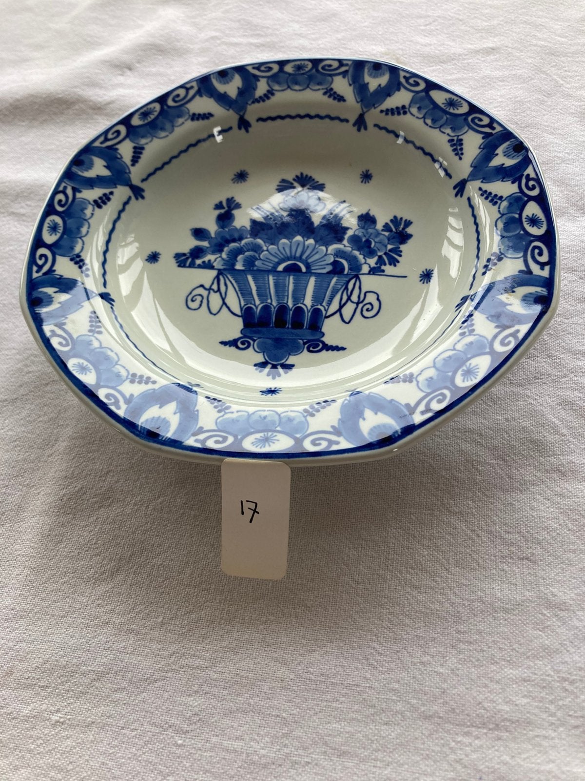 Potceleyne Fles diep bordje 17cm diamtr, Antiek en Kunst, Ophalen