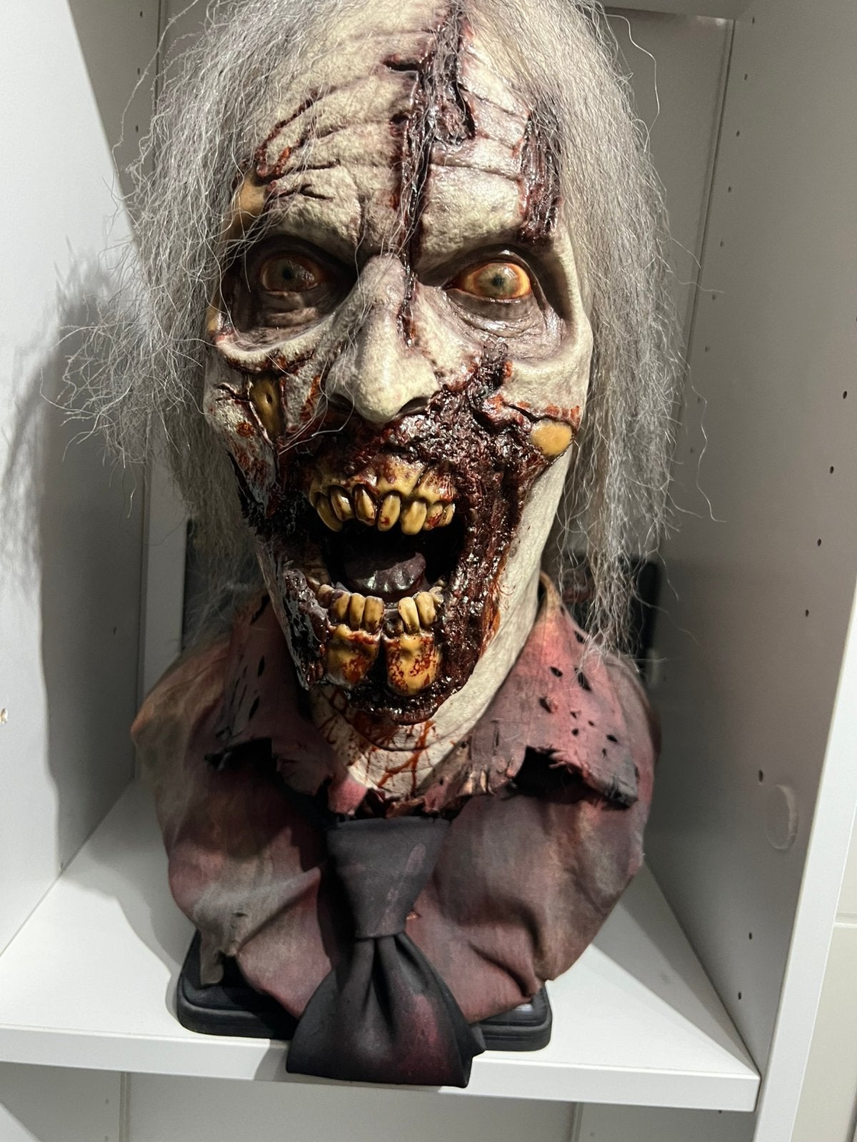 Life Size Zombie Bust Statue, Ophalen, Zo goed als nieuw, Film, Beeldje, Replica of Model