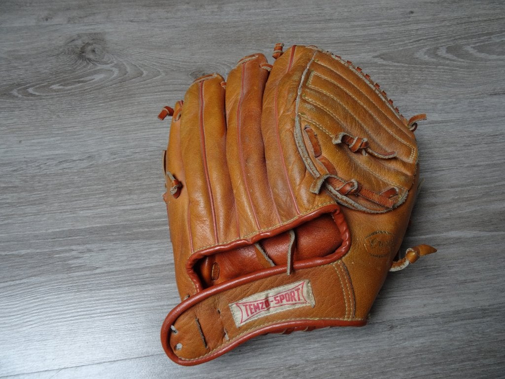 Temzo Sport honkbal handschoen, Ophalen, Gebruikt, Handschoen