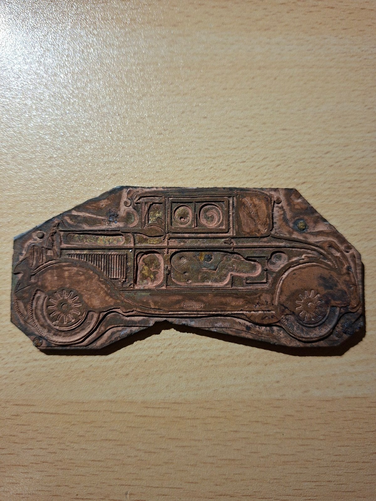 Vintage koperen stempel van een klassieke Chrysler USA auto, Ophalen of Verzenden, Gebruikt, Auto's
