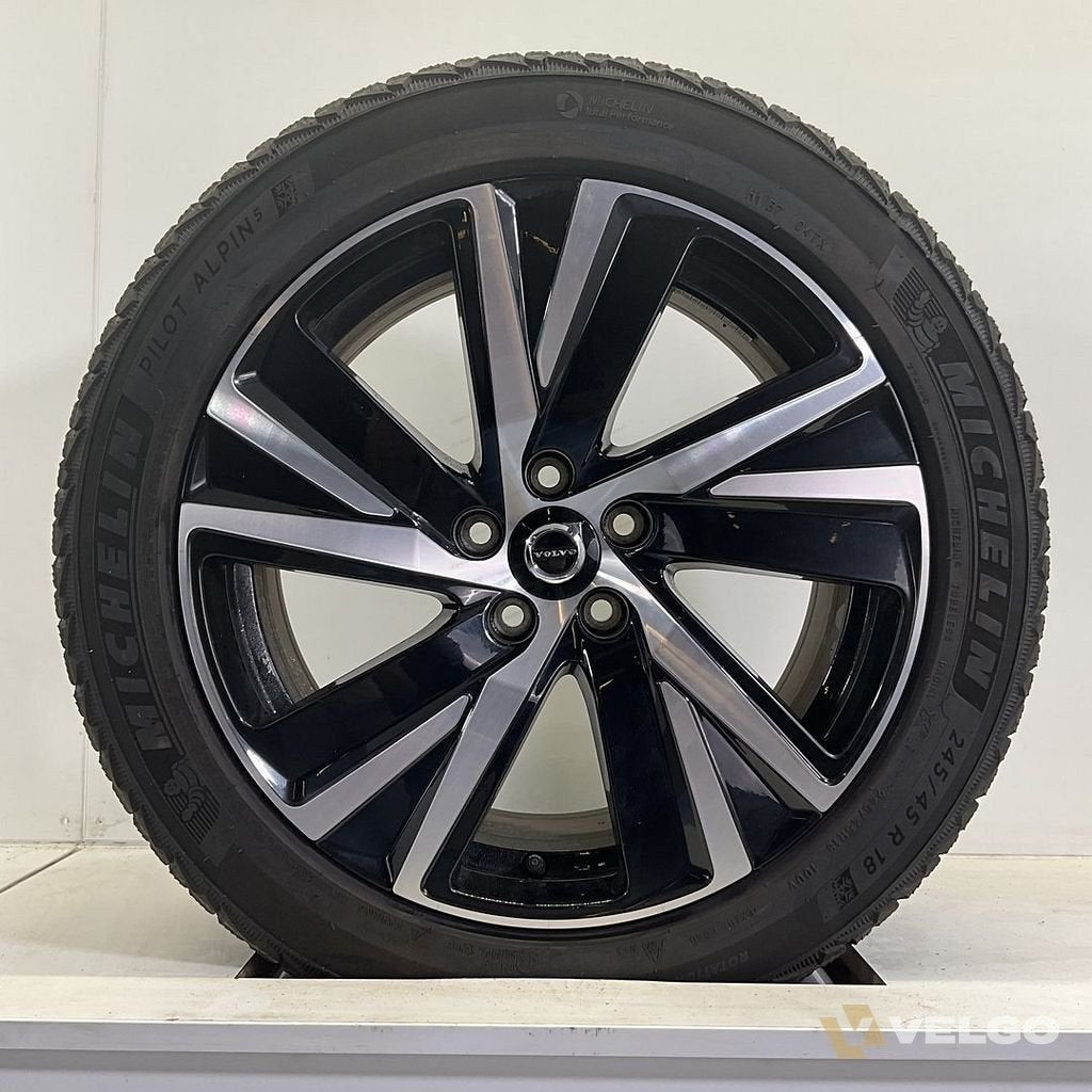 VOLVO V60 S60 VELGEN SET WINTERBANDEN 18 INCH *, 18 inch, -, -, Banden en Velgen