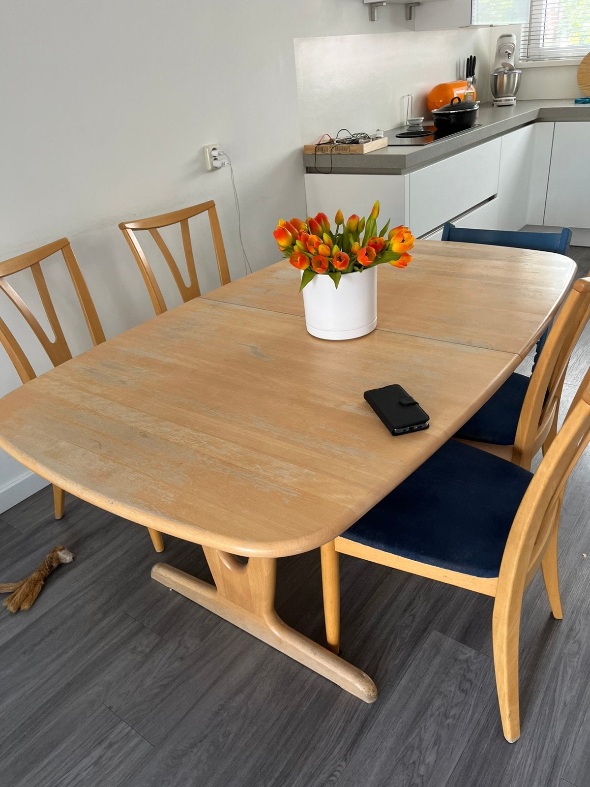 Houten uitklapbare eettafel zwaar! Met 4 stoelen, Huis en Inrichting, Tafels | Eettafels, Gebruikt, 50 tot 100 cm, 150 tot 200 cm