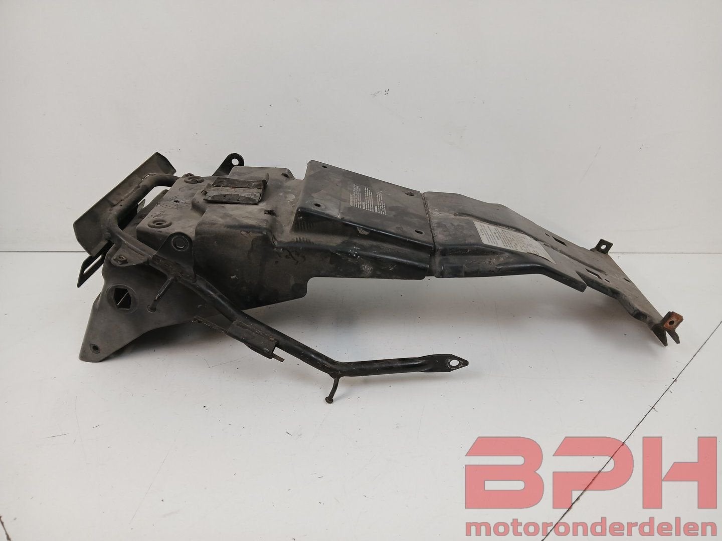 Spatbord / undertray Suzuki GSX-R 750 1991 subframe GSXR, Motoren, Onderdelen | Suzuki, Gebruikt, -, -, Ophalen of Verzenden