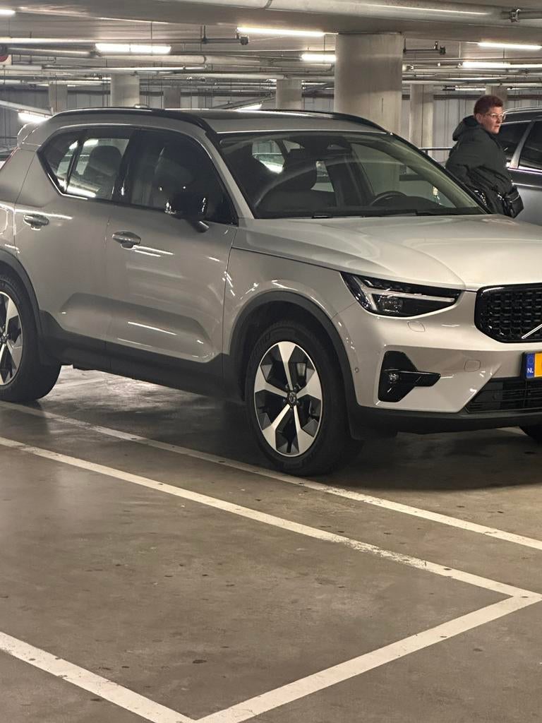 NIEUWE Originele Volvo Xc40(V90cc-Lynk&Co) Zomerset, Auto-onderdelen, Ophalen, Banden en Velgen, Nieuw, 235 mm