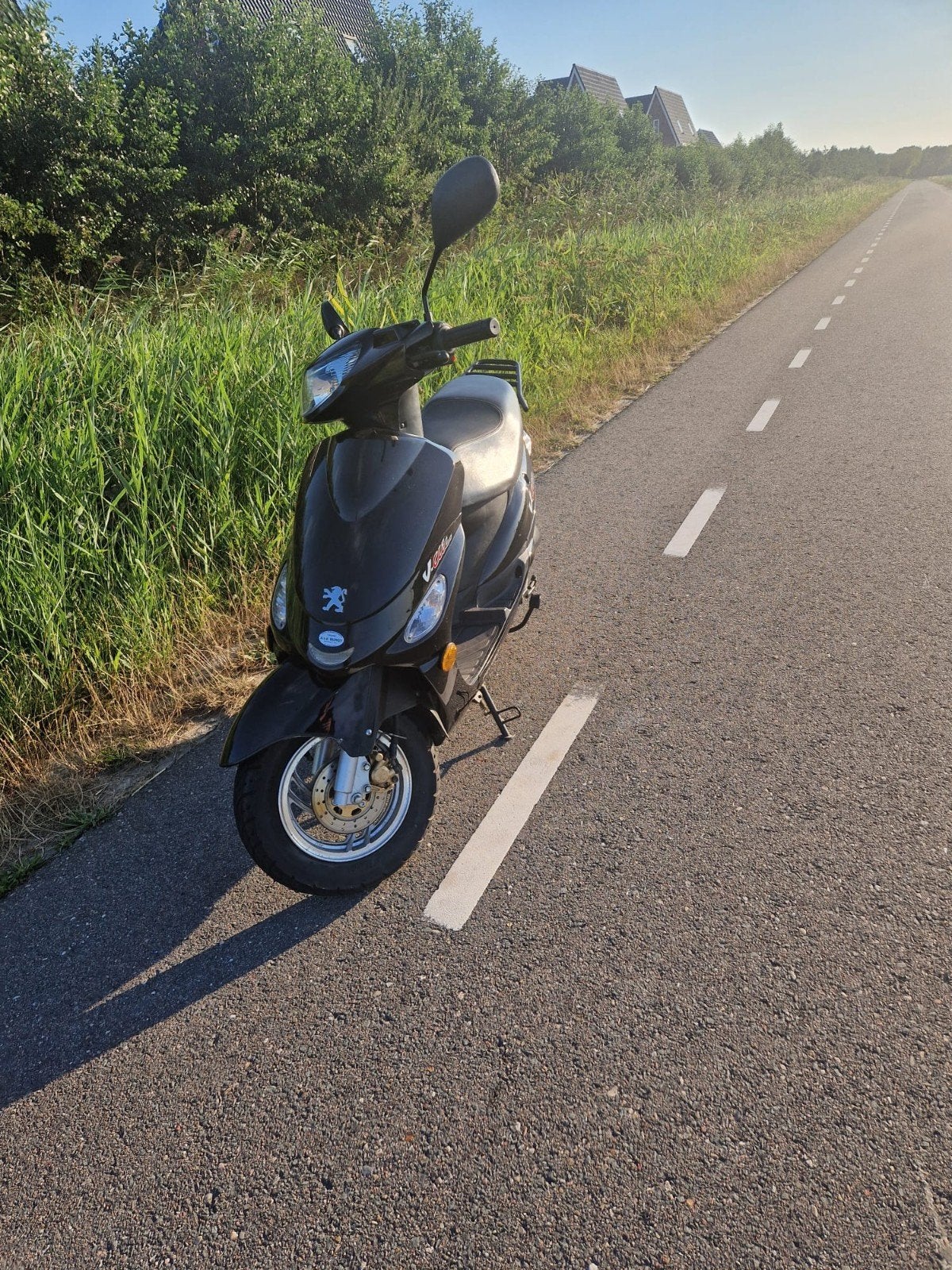 peugeot V-clic bromscooter, Ophalen, Overige modellen, Zo goed als nieuw, Benzine