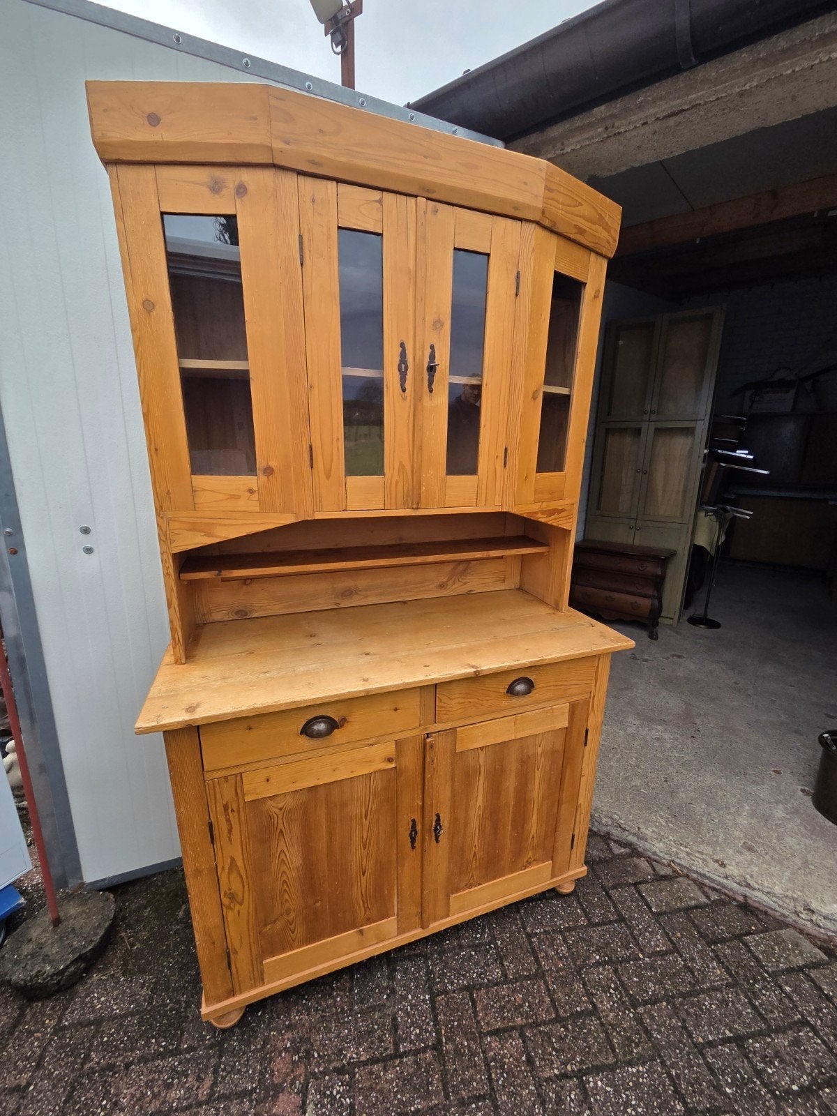 retro masive grenen buffetkast uit oma's woning bez mogelijk, Ophalen of Verzenden, Gebruikt, 25 tot 50 cm