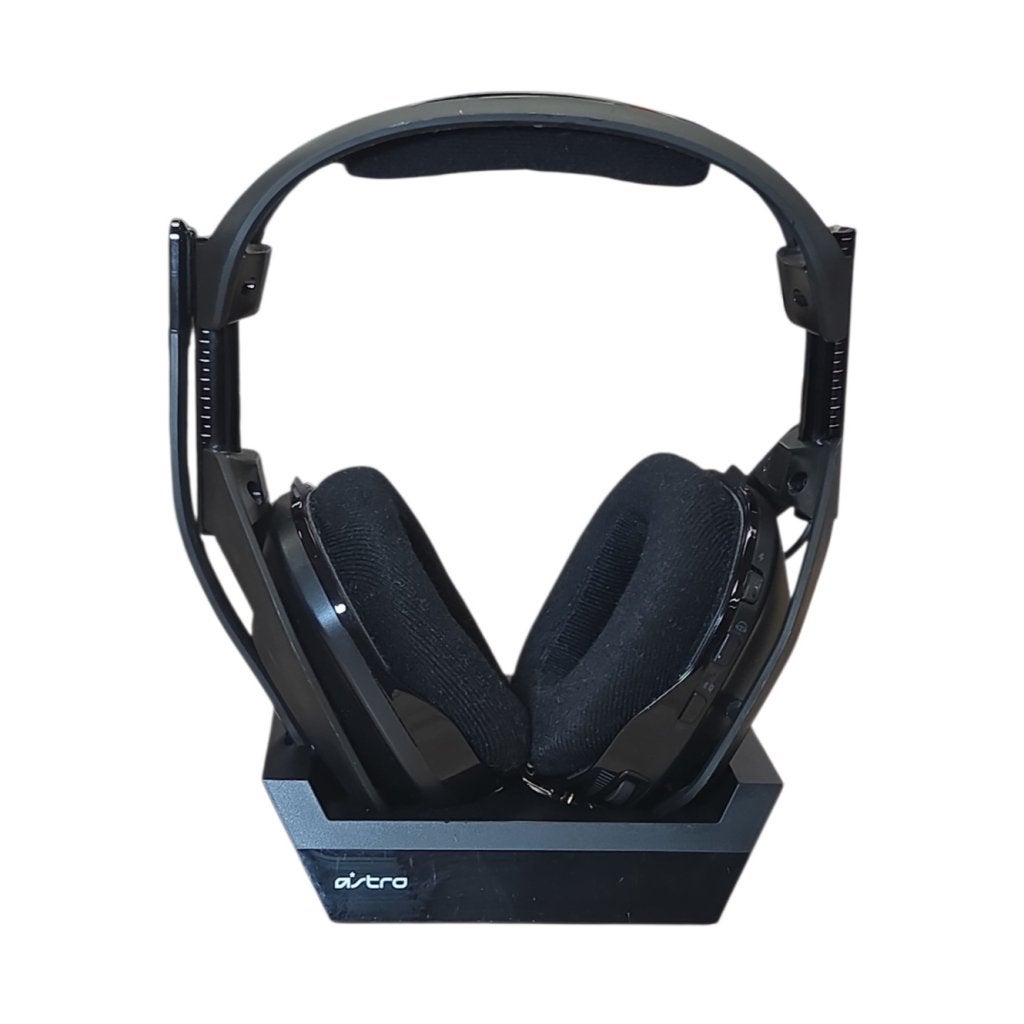 Astro A50 Gen 4 Headset + Base Station, Logitech, Zo goed als nieuw, Support@logitech.com, EPFL - Quartier de l'Innovation
Daniel Borel Innovation Center
1015 Lausanne
Switzerland