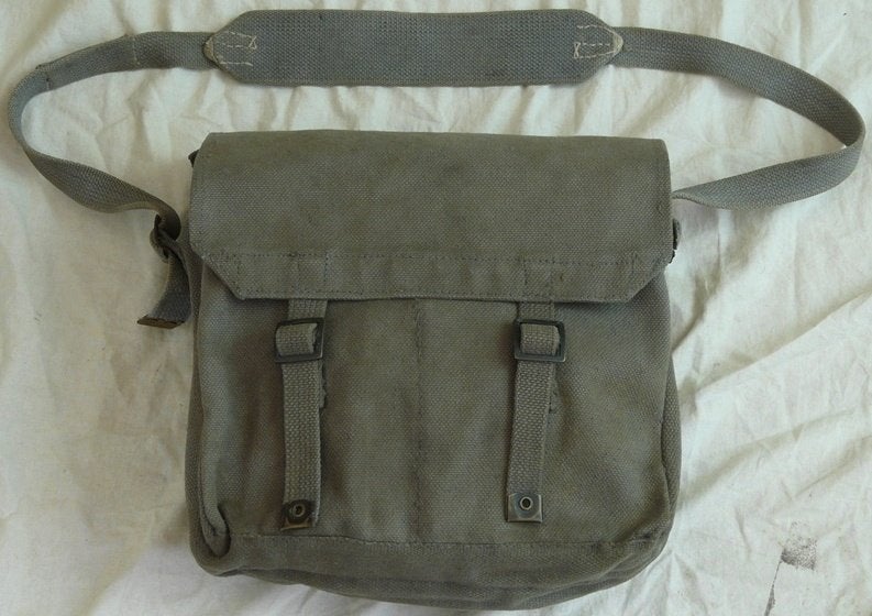 Tas / Schoudertas, Koninklijke Luchtmacht, 1970/80s.(Nr.1), Ophalen of Verzenden, Luchtmacht, Nederland, Overige typen