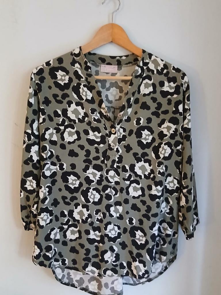 Groene blouse, Kleding | Dames, Blouses en Tunieken, Zo goed als nieuw, Maat 36 (S), Groen, Verzenden