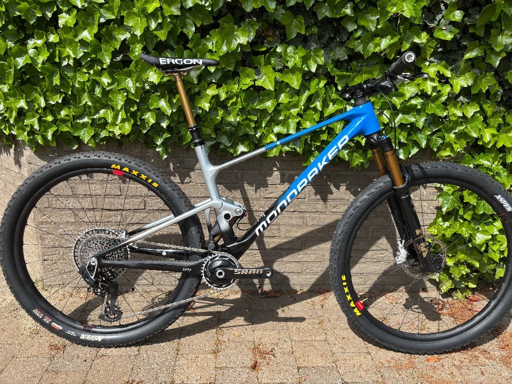 Mondraker F-Podium 2025 LG Als nieuw!!, Fietsen en Brommers, Fully, Ophalen, Zo goed als nieuw, Overige merken
